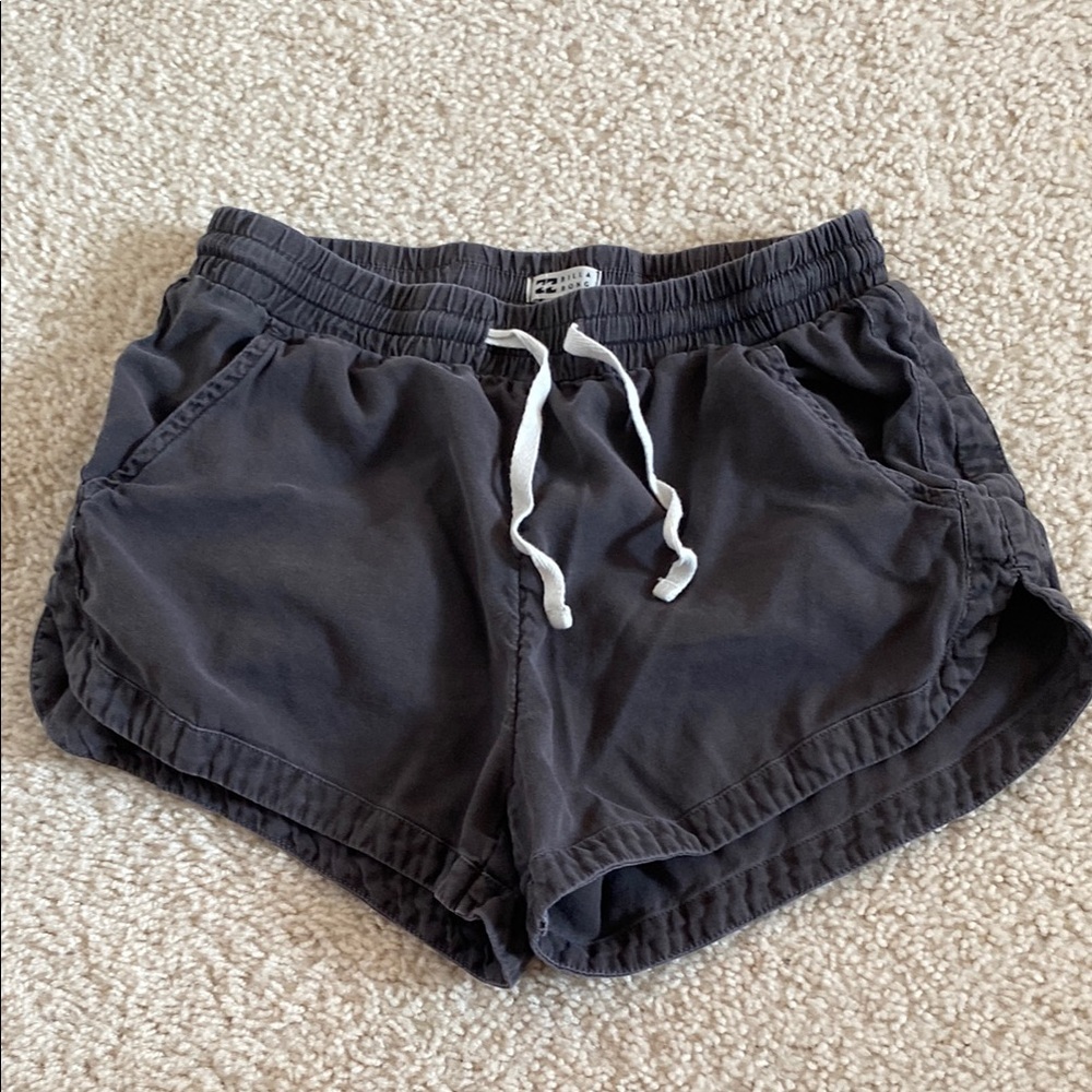 BILLABONG Road Trippin shorts- XS BARLEY WORN